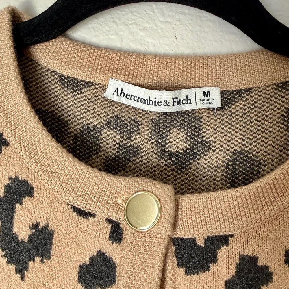 Abercrombie Leopard LuxeLoft Short-Sleeve Cardigan, M - Picture 2 of 6